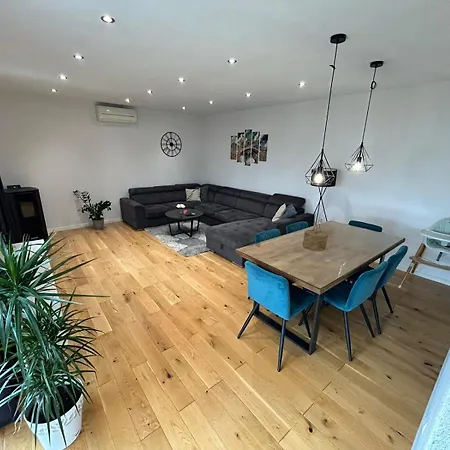 Apartment Apex Luxury *