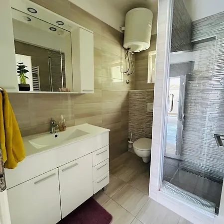 Apartment Apex Luxury