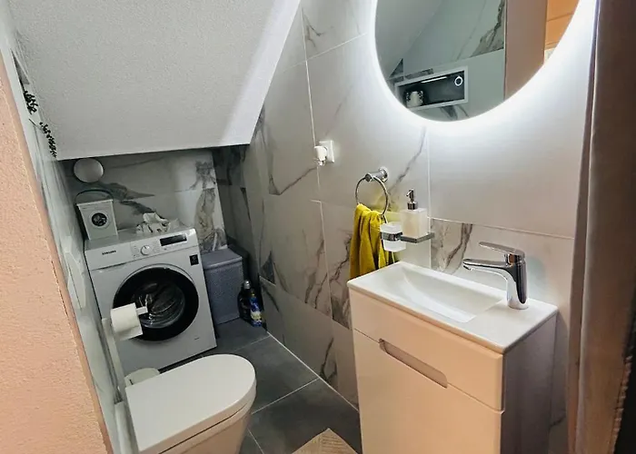 Apex Luxury