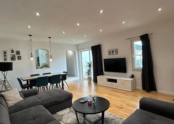Apex Luxury Apartment