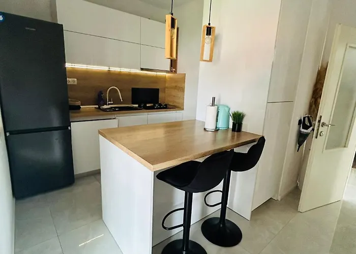 Apex Luxury Apartment